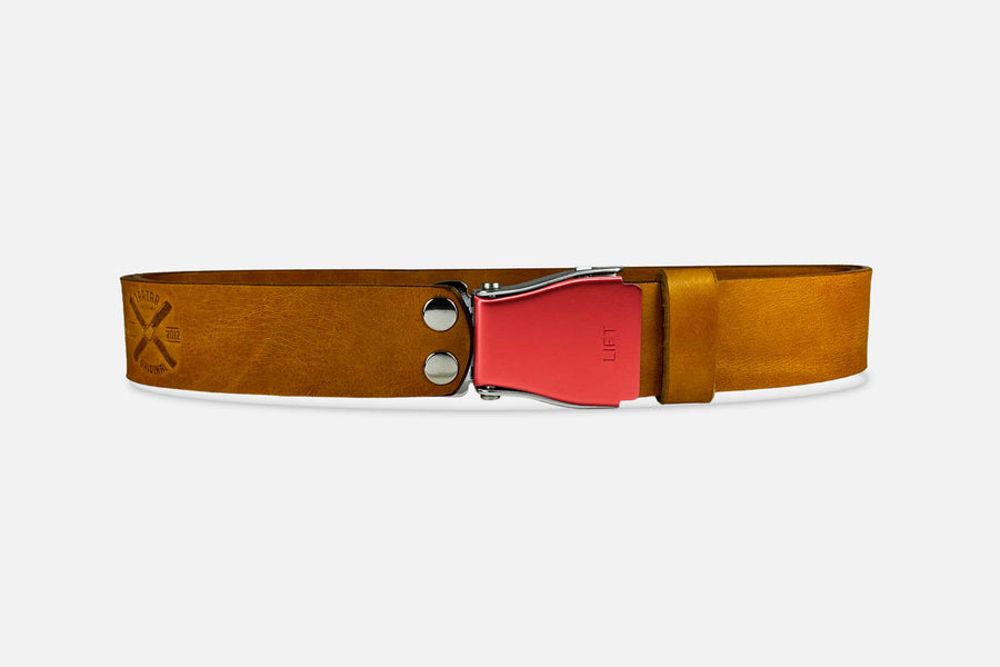 Gürtel Standard in Cognac mit Schnalle in Lachsrot – handgefertigt in Berlin