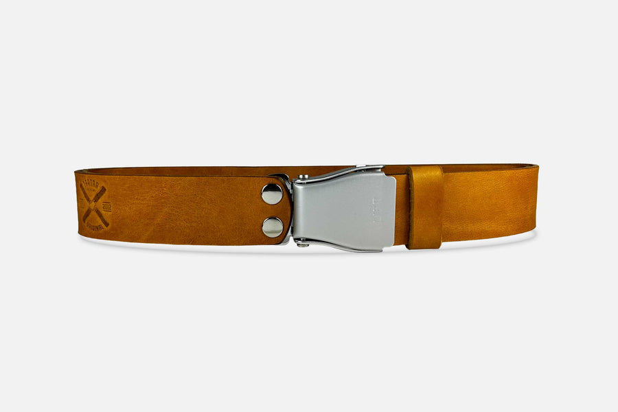 Gürtel Standard in Cognac mit Schnalle in Silber – handgefertigt in Berlin