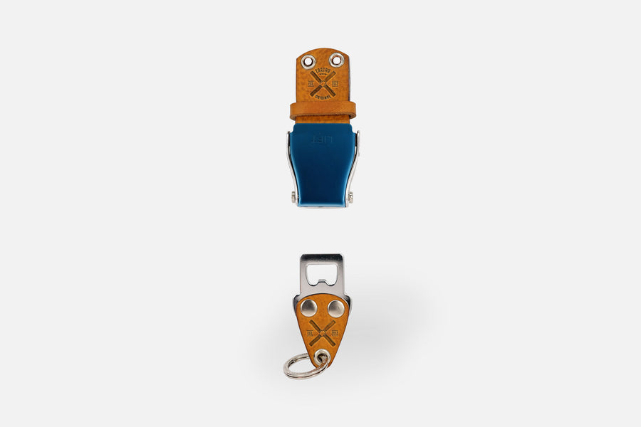 SCHLÜSSELHALTER (WAND) - COGNAC LIGHT/BLAU