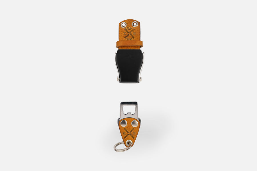 SCHLÜSSELHALTER (WAND) - COGNAC LIGHT/SCHWARZSILBER