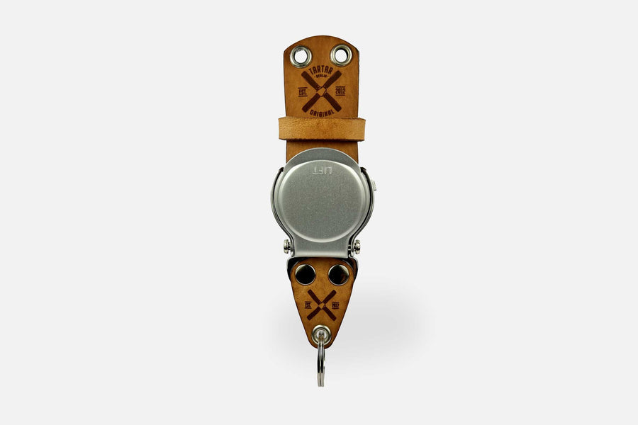 SCHLÜSSELHALTER/RUND (WAND) - COGNAC LIGHT/SILBER