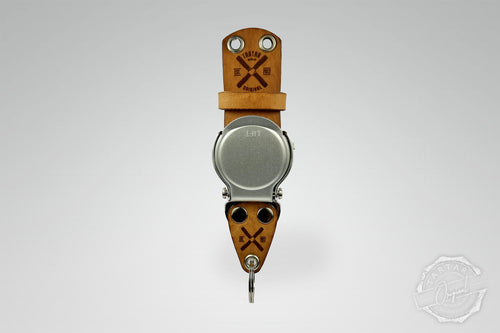 SCHLÜSSELHALTER/RUND (WAND) - COGNAC LIGHT/SILBER