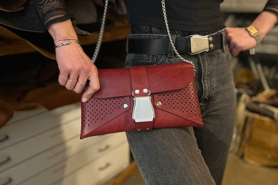 HANDTASCHE TOSCANA BURGUND/SCHWARZ